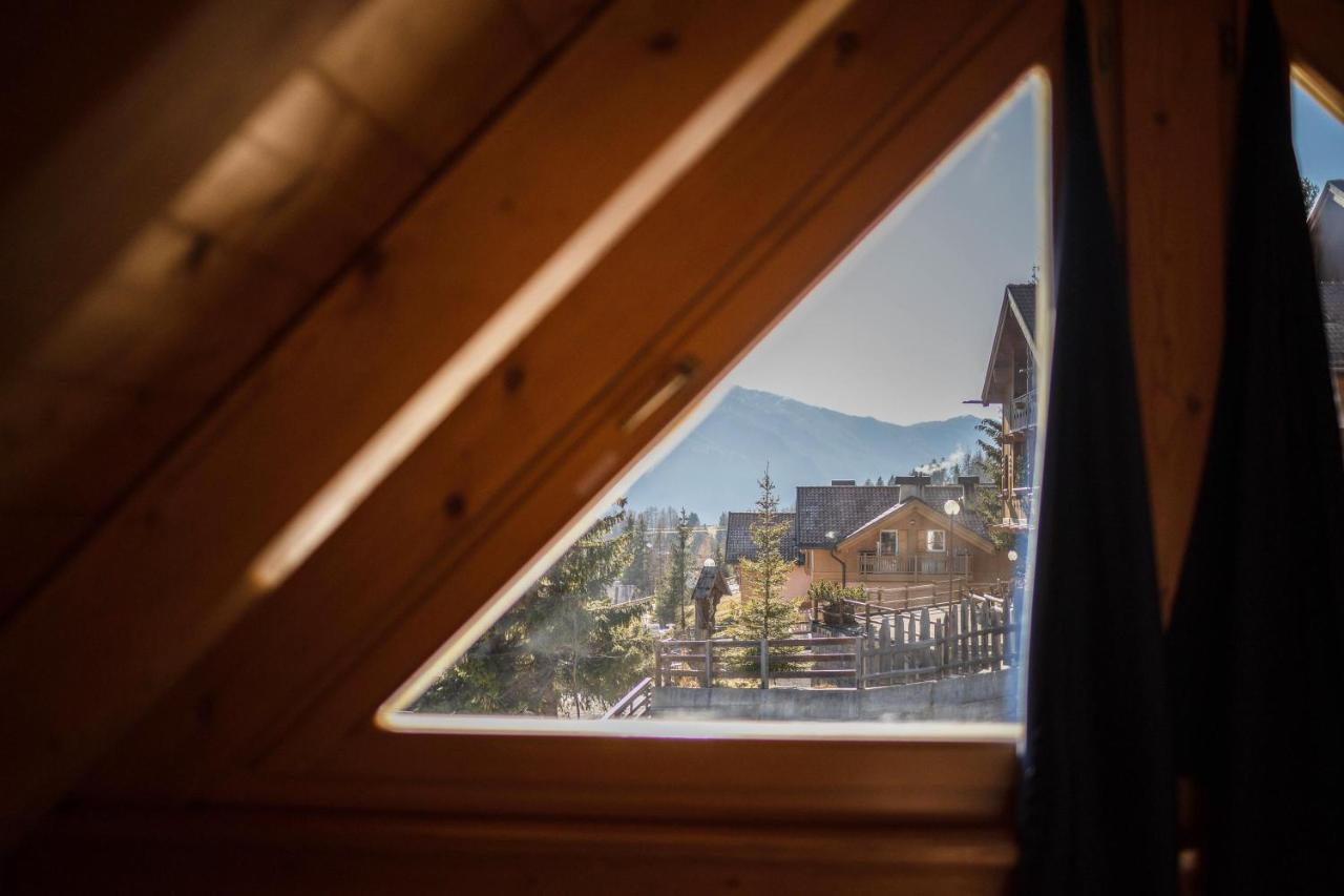 Villa Mazzel With Balcony ヴィーゴ・ディ・ファッサ エクステリア 写真
